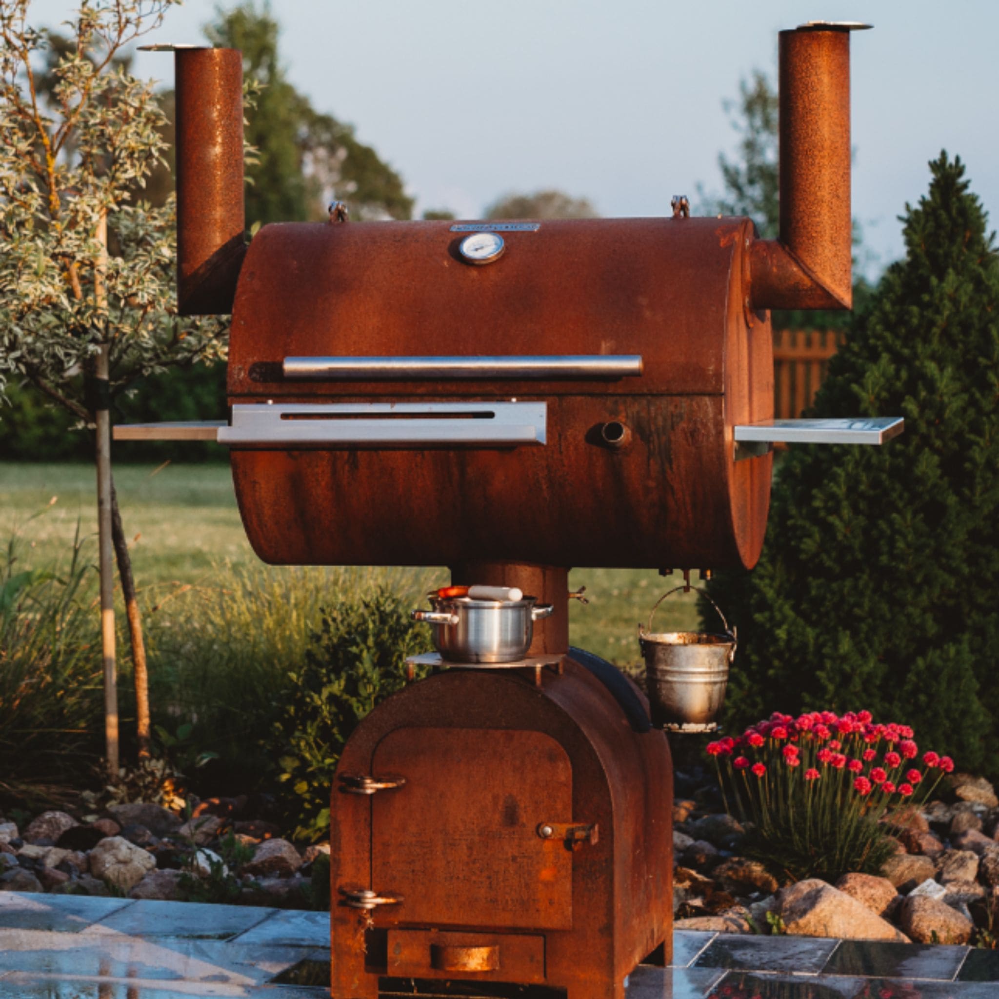 GrillSymbol BBQ Smoker Smoky Beast