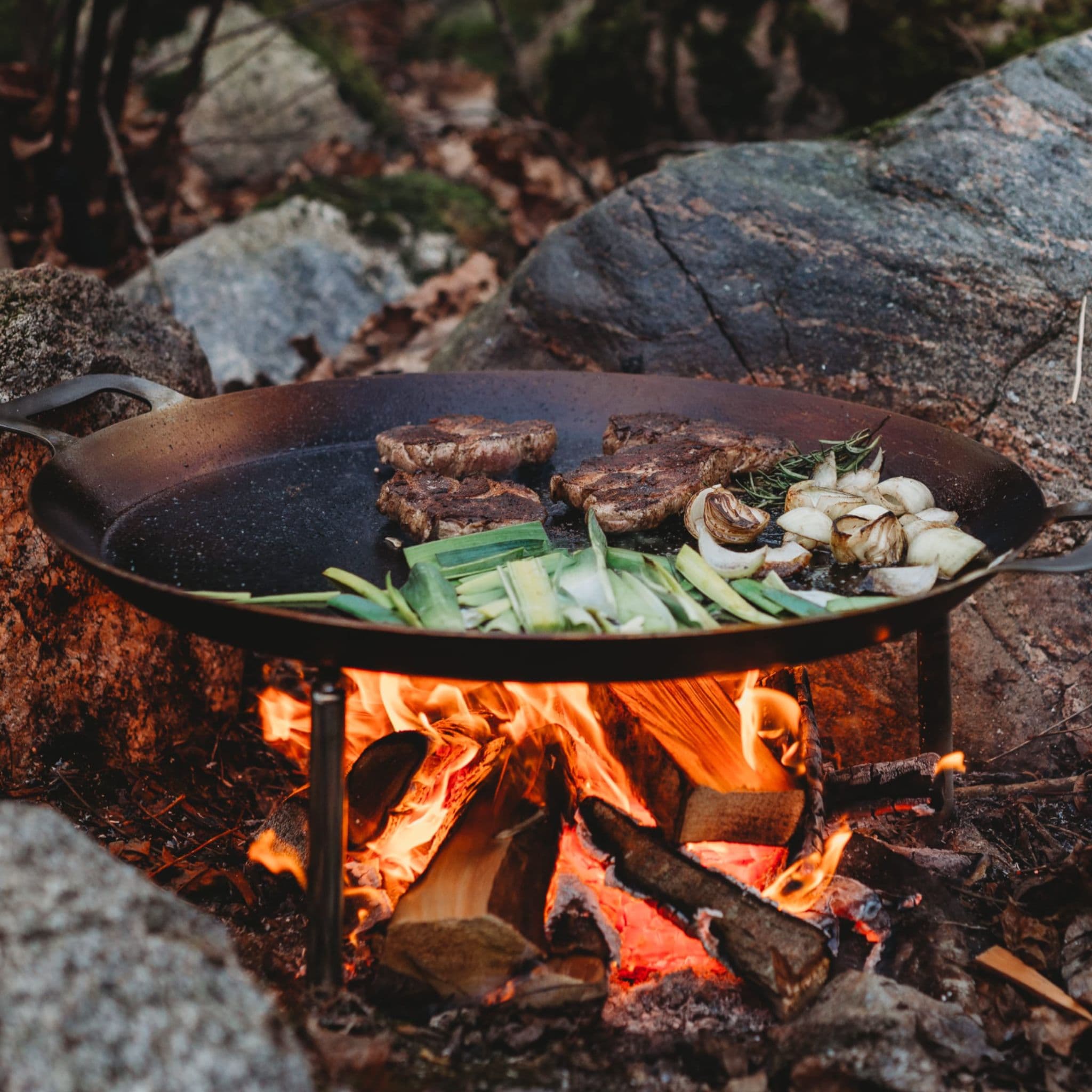 GrillSymbol Campfire Skillet Stark Set, ø 58 cm