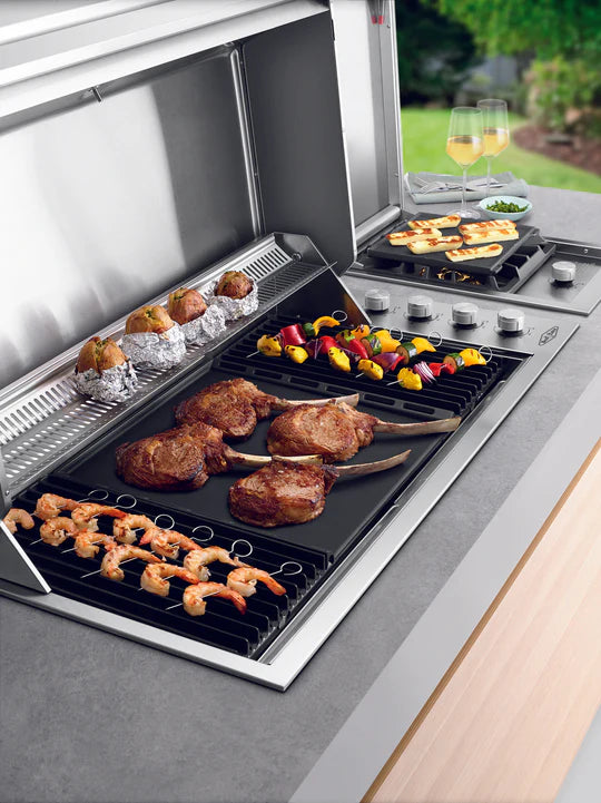 Beefeater Proline Series BBQ 6 Burner With Flat Lid